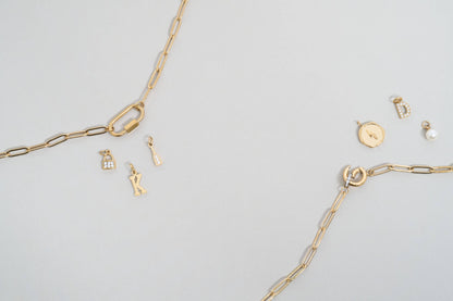 18K Gold PVD Paperclip Carabiner Necklace: Gold / 16+2"