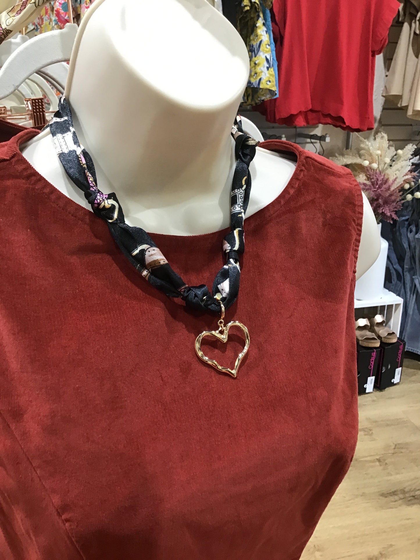 Scarf Necklace w/ Outlined Heart