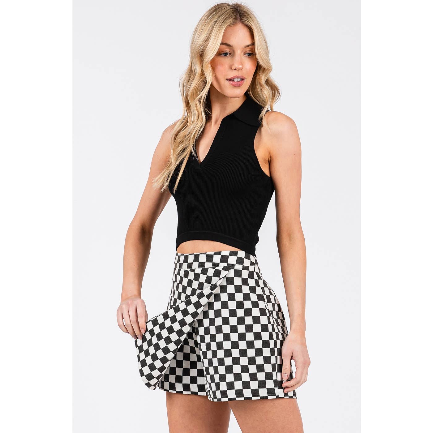 GAME DAY CHECKERED OVERLAY WRAP FRONT MINI SKORT: BLACK / S-M-L(2-2-2)