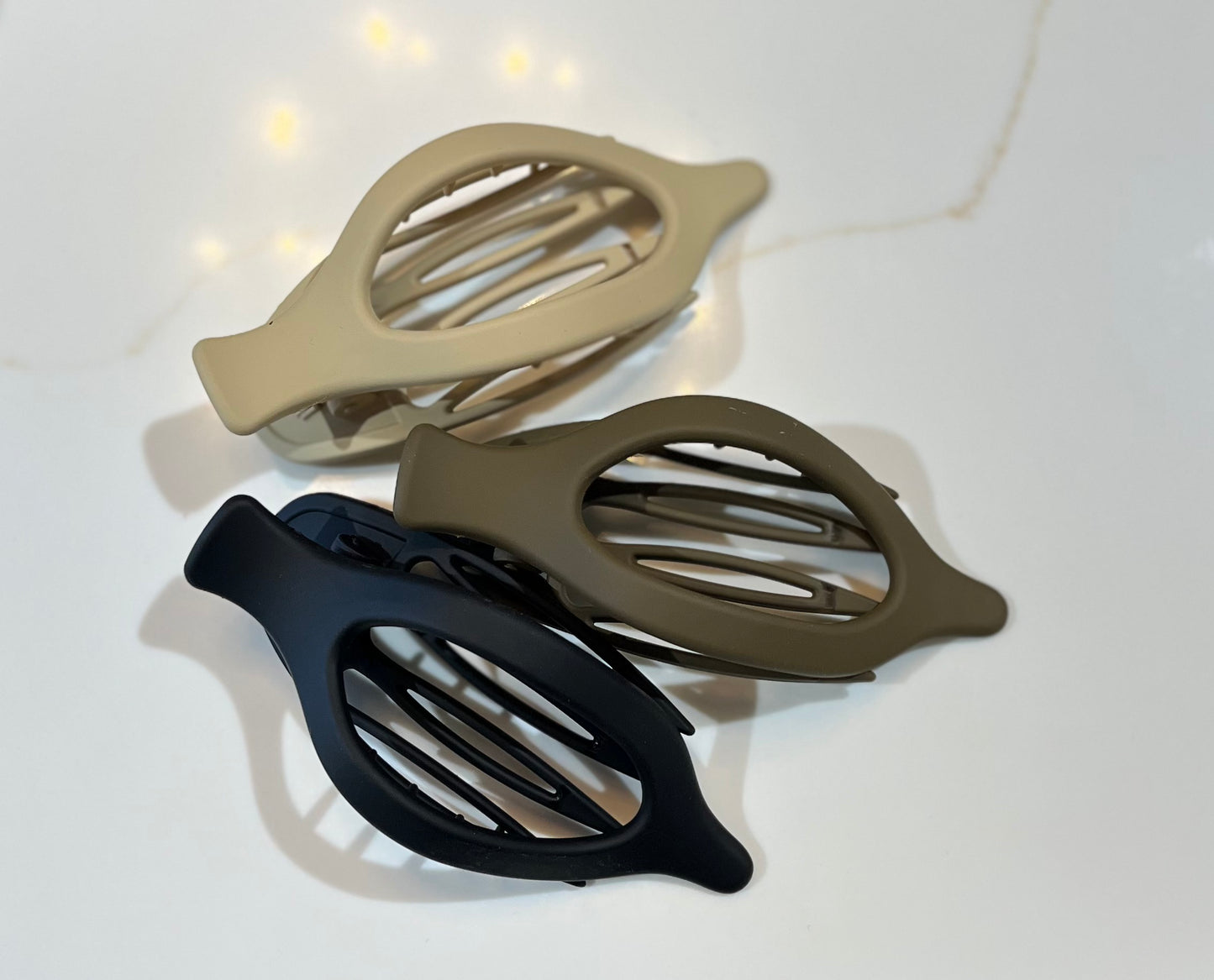 Oval Flat Hair Clip for Women, Strong Grip