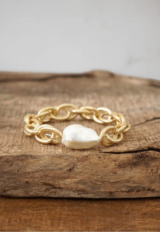 Chain w/large pearl bracelet