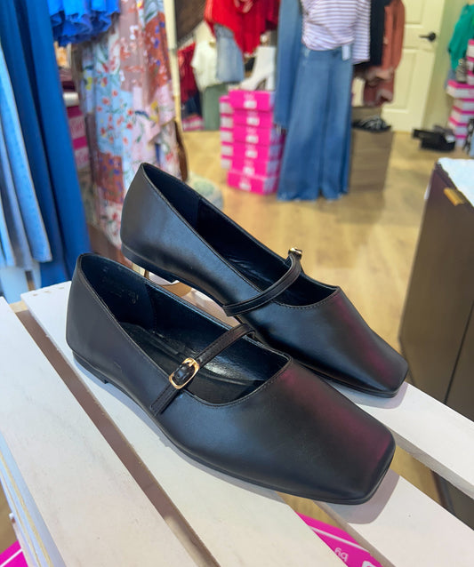 Adele 001 Black