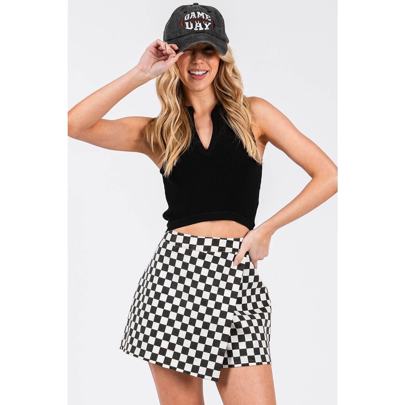 GAME DAY CHECKERED OVERLAY WRAP FRONT MINI SKORT: BLACK / S-M-L(2-2-2)